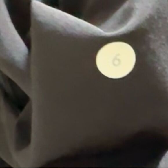 Black Lululemon Jet Pants - Picture 5 of 8